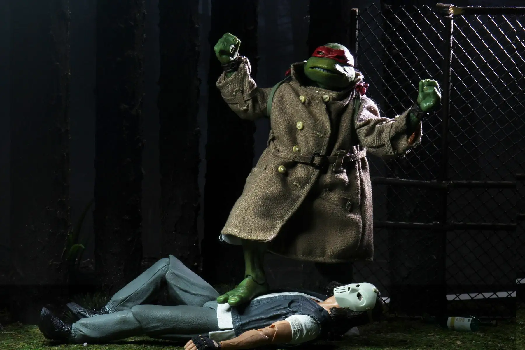 Casey Jones And Raphael - 7" Action Figurines - Teenage Mutant Ninja Turtles - NECA Collectibles - Image 2