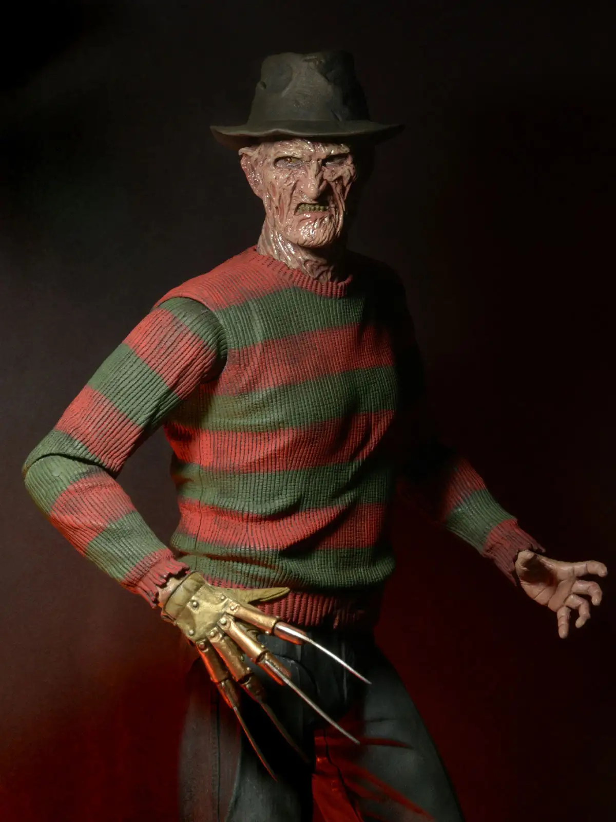 Freddy Kreuger - 1/4 Scale Action Figure - Nightmare On Elm Street Part 2: Freddy's Revenge - NECA Collectibles - Image 4