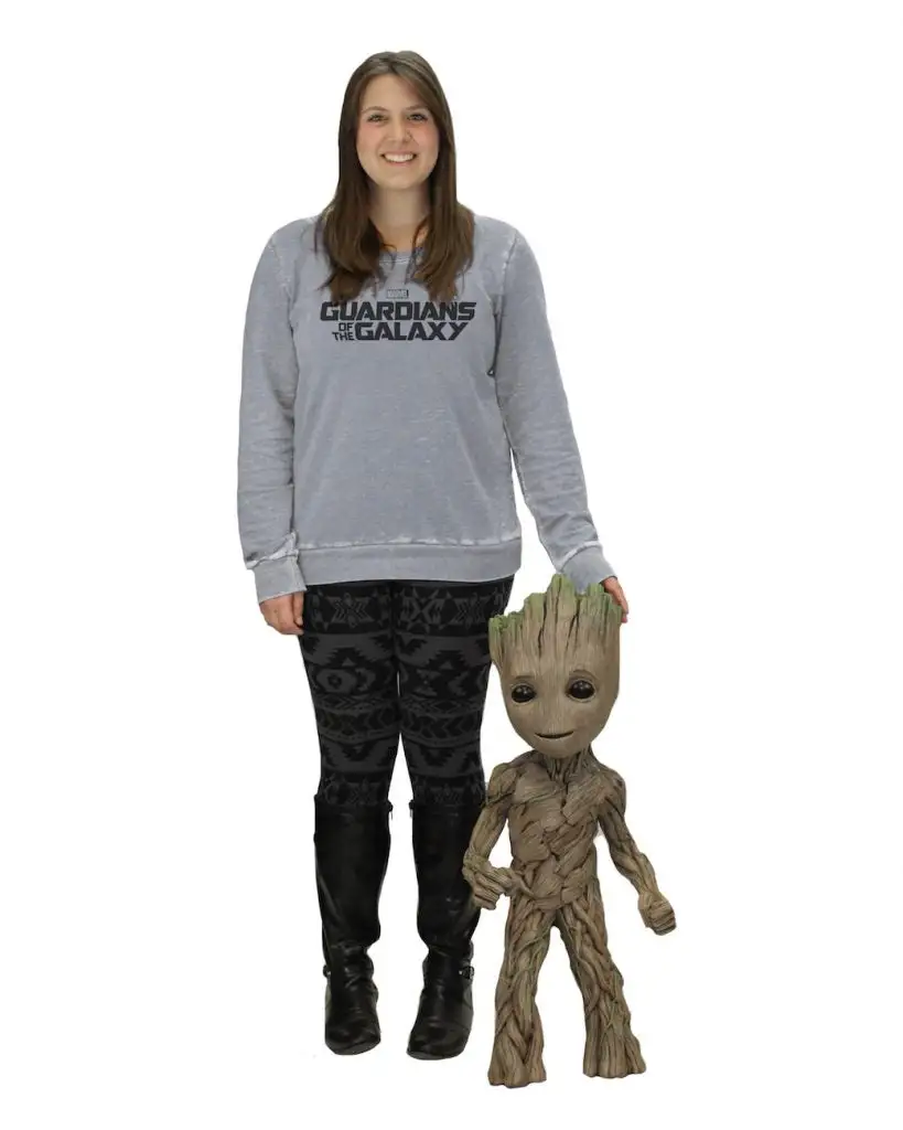 Groot - 30" Foam Figure Replica - Marvel: Infinity Saga - NECA Collectibles - Image 2