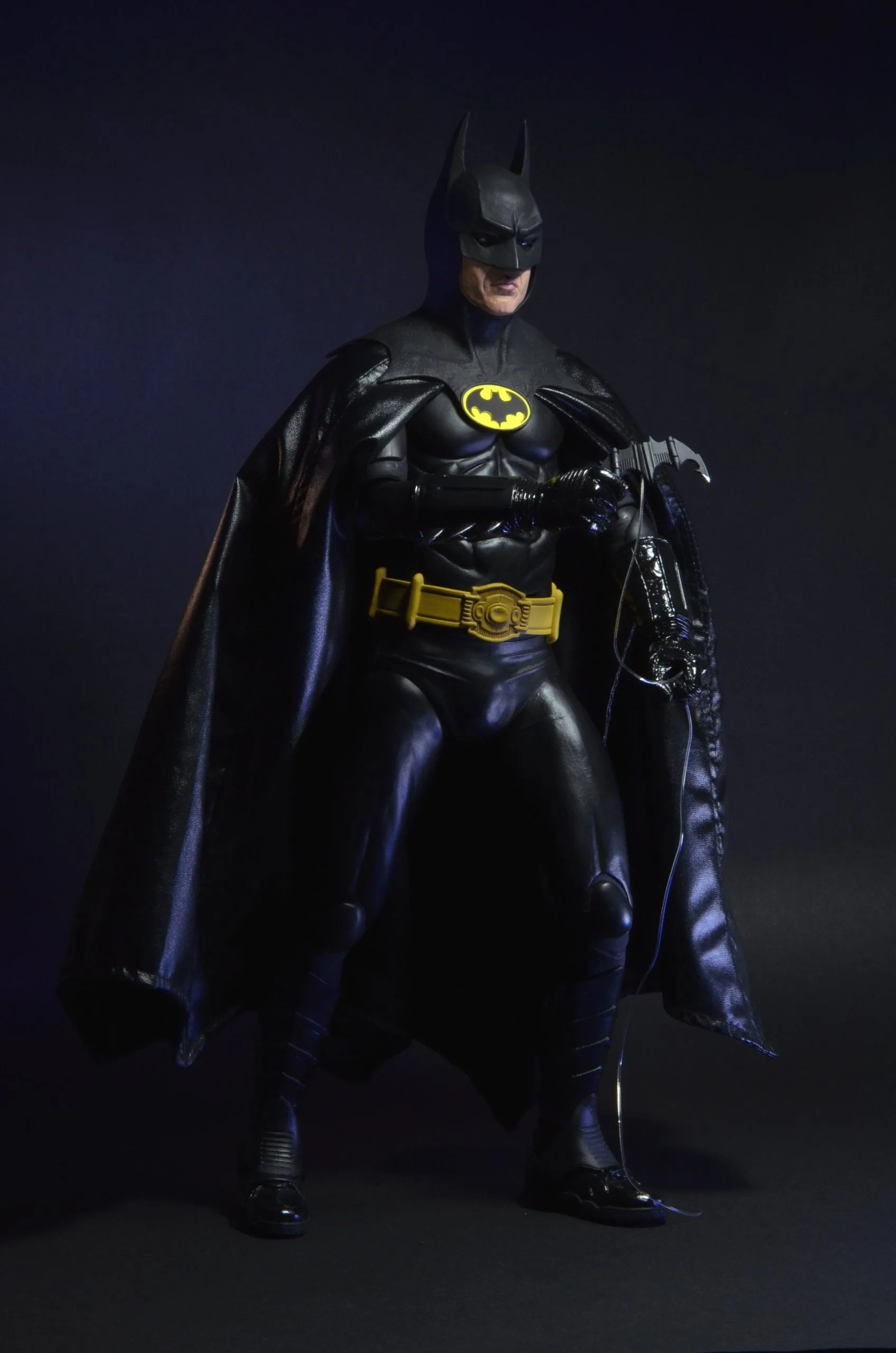 Michael Keaton - ¼ Scale Action Figure - Batman (1989) - NECA Collectibles - Image 6