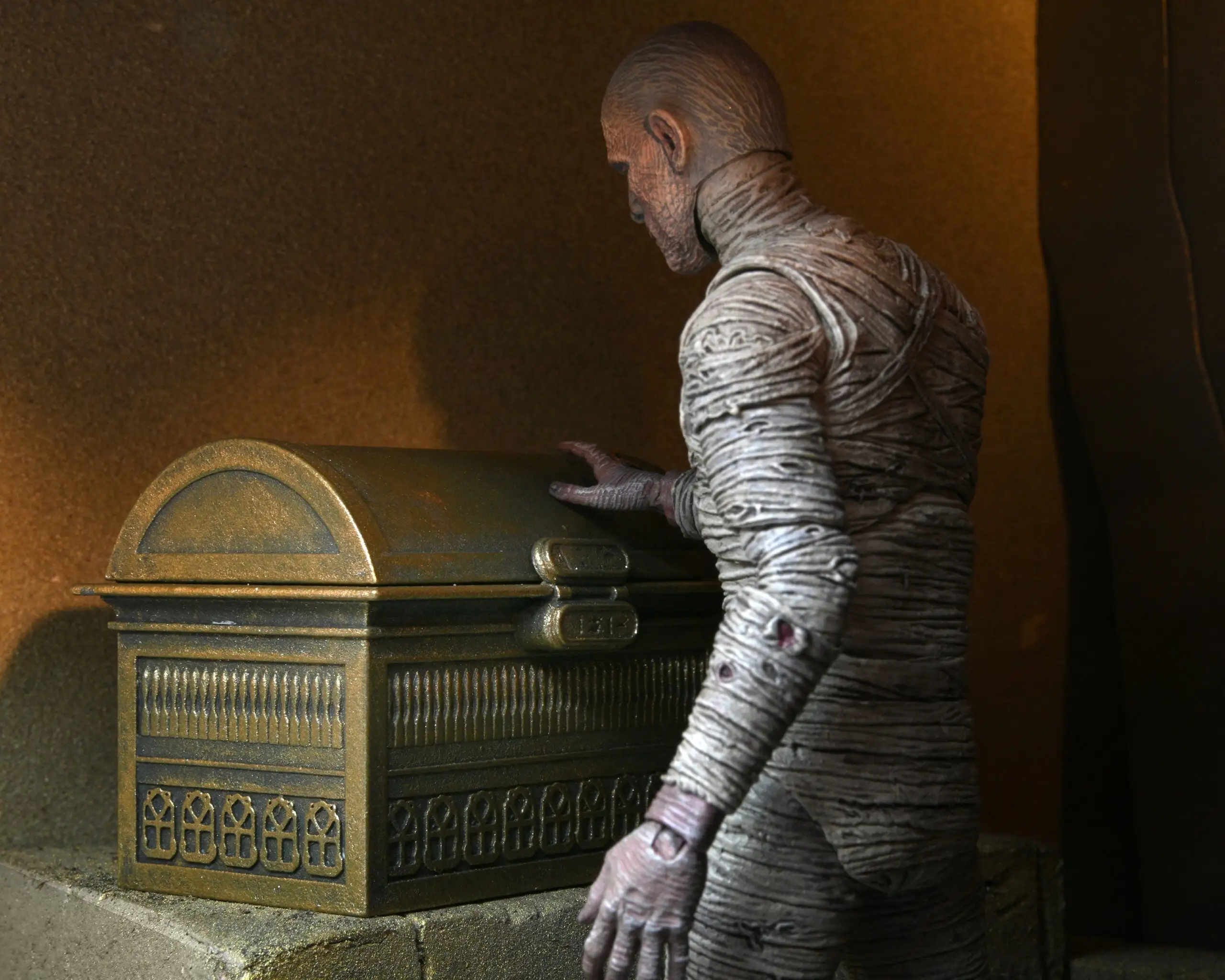 The Mummy Accessory Pack - Universal Monsters - NECA Collectibles - Image 9