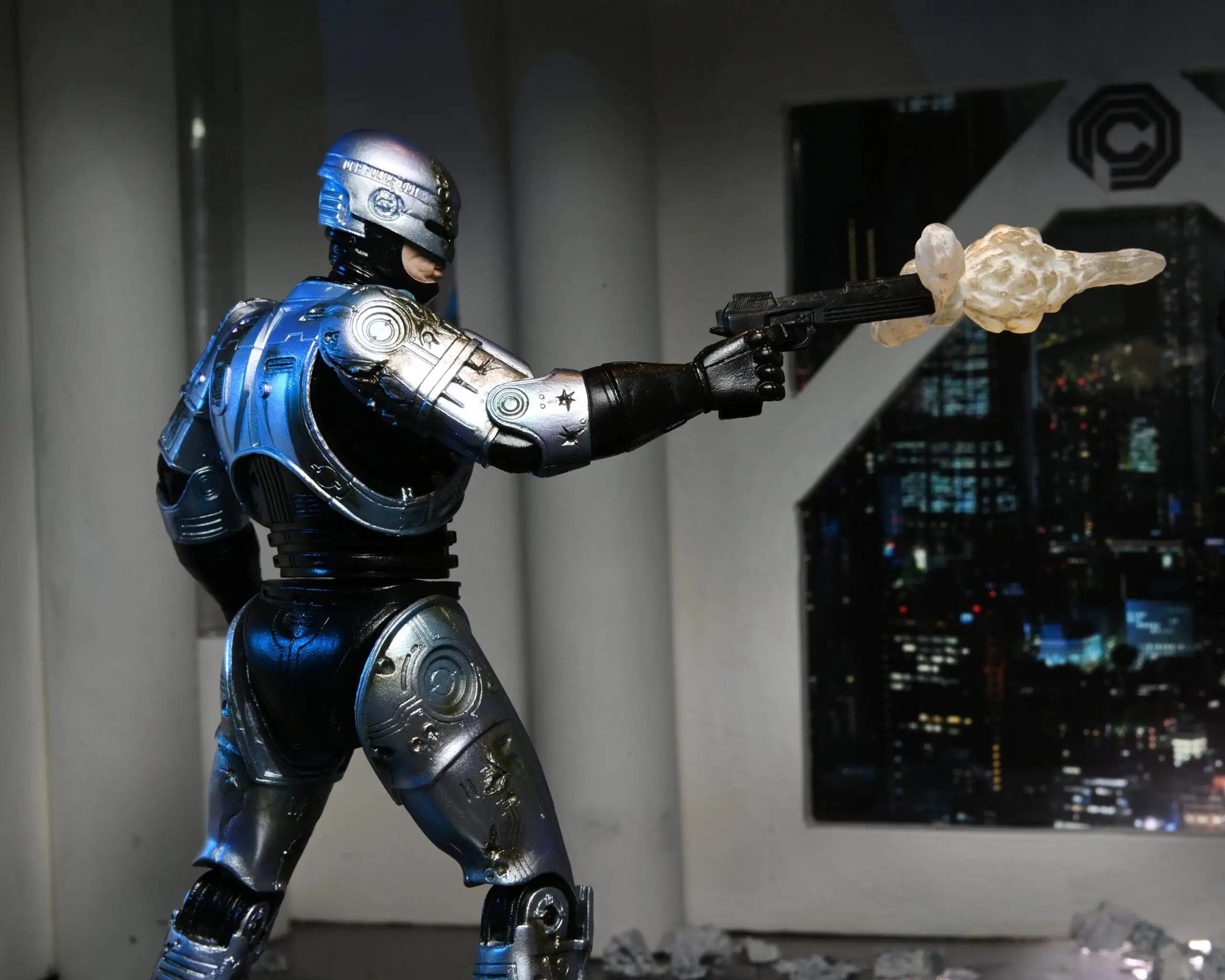 Ultimate Battle Damaged RoboCop With Chair - 7" Scale Action Figure - RoboCop - NECA Collectibles - Image 5