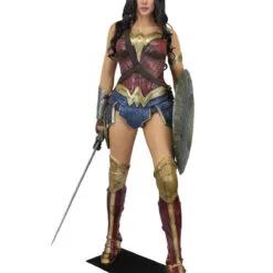 Wonder Woman - Lifesize Foam Replica - DC Comics - NECA Collectibles